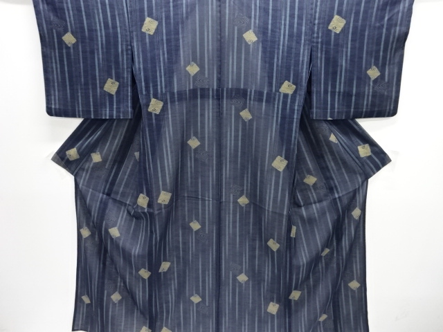  紗 紬地縞に蜻蛉模様着物